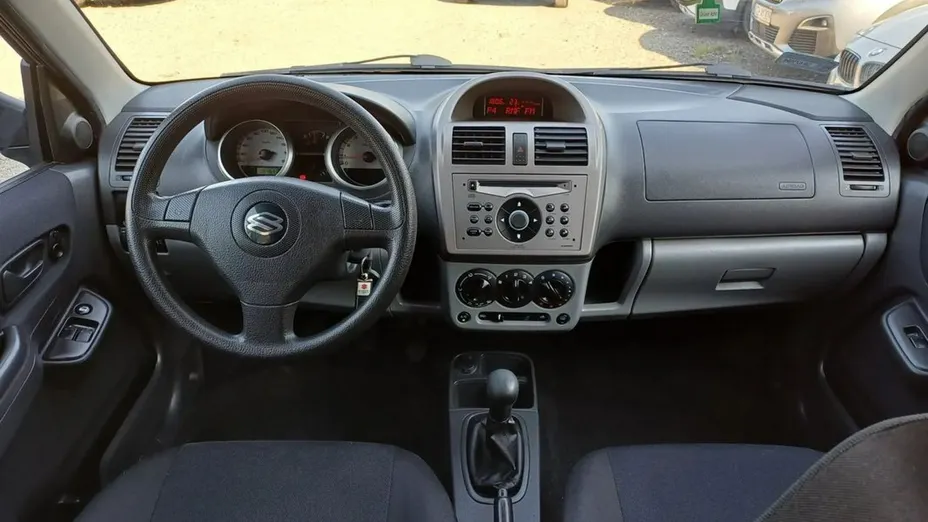 SUZUKI Ignis -