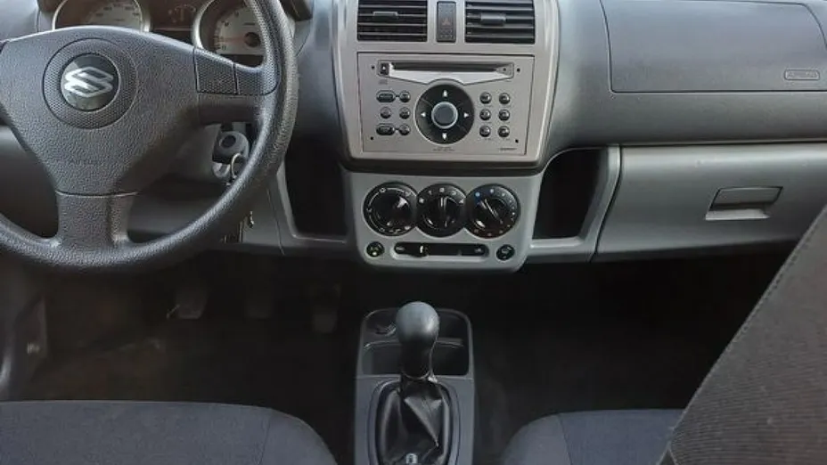 SUZUKI Ignis -