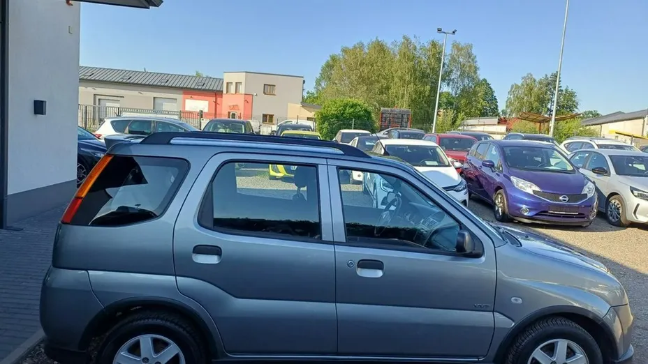 SUZUKI Ignis -