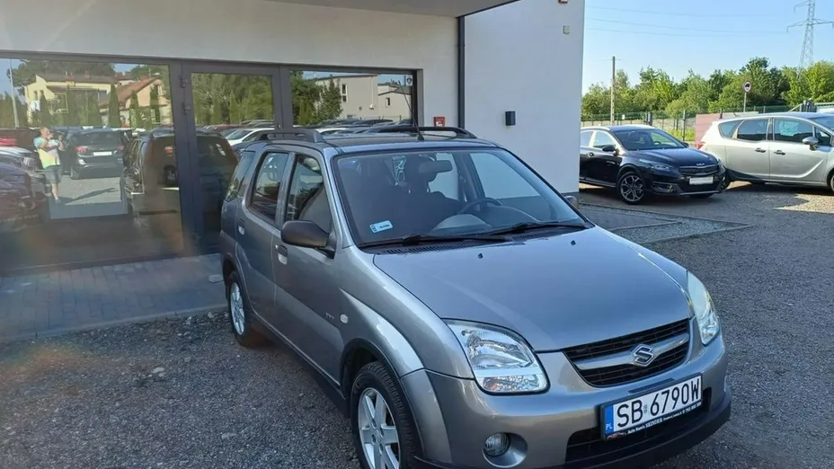 SUZUKI Ignis -