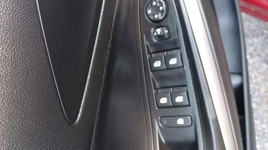 OPEL Grandland X -