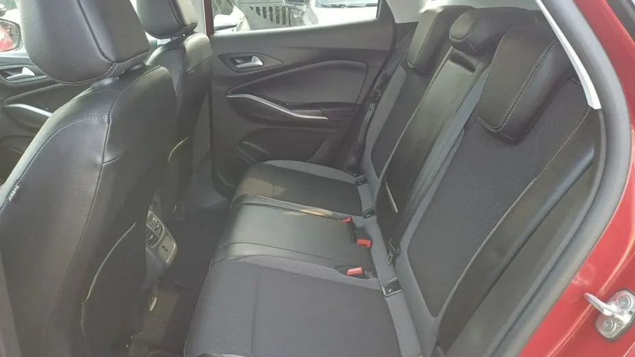 OPEL Grandland X -