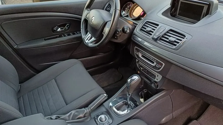 RENAULT Megane -