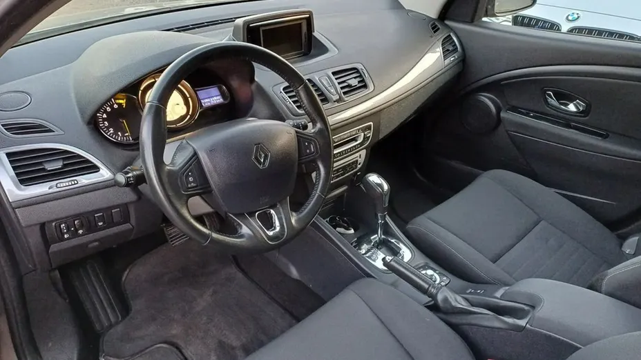 RENAULT Megane -