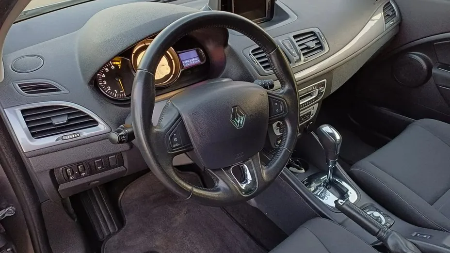 RENAULT Megane -