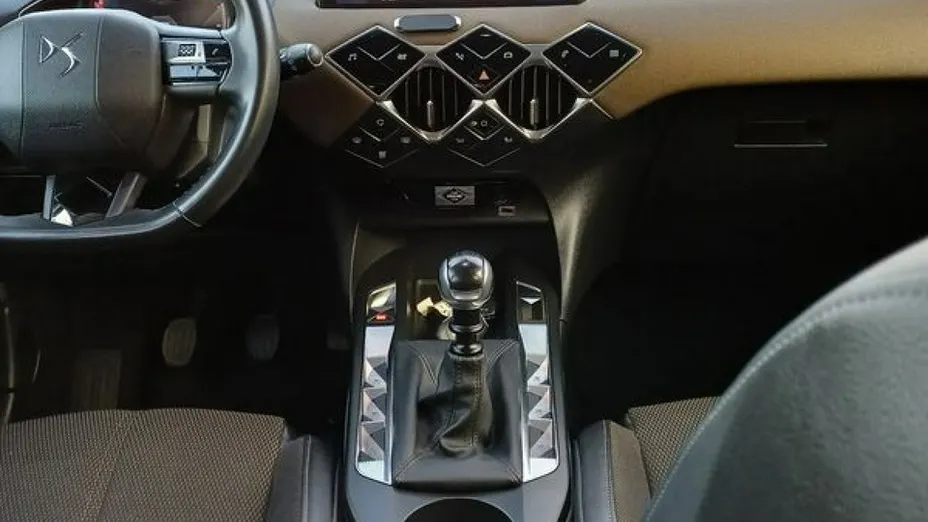 DS DS3 Crossback -