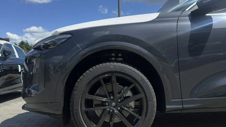 AUDI Q5 -