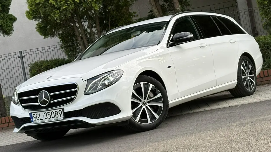 MERCEDES-BENZ E Klasa -