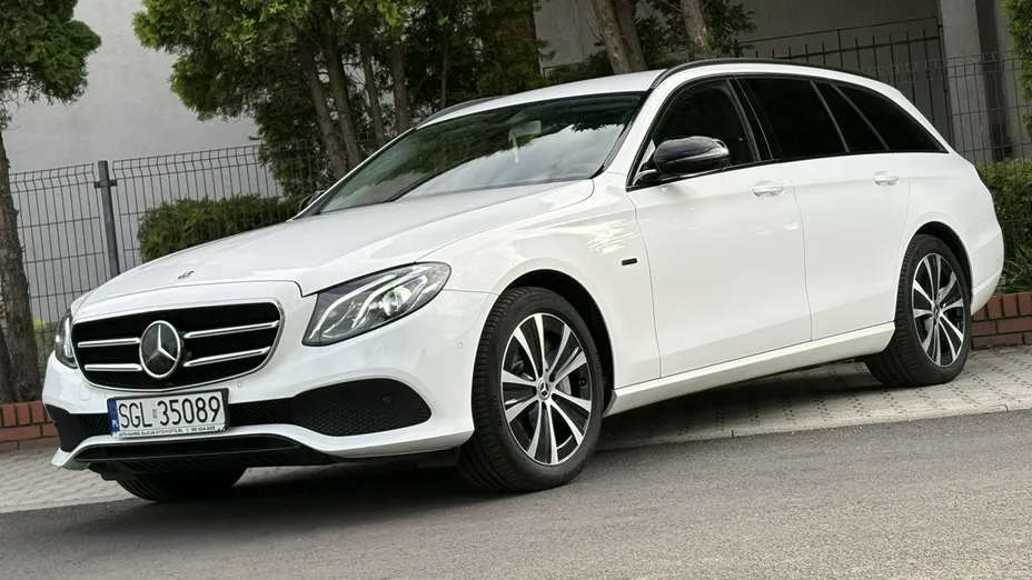 MERCEDES-BENZ E Klasa -