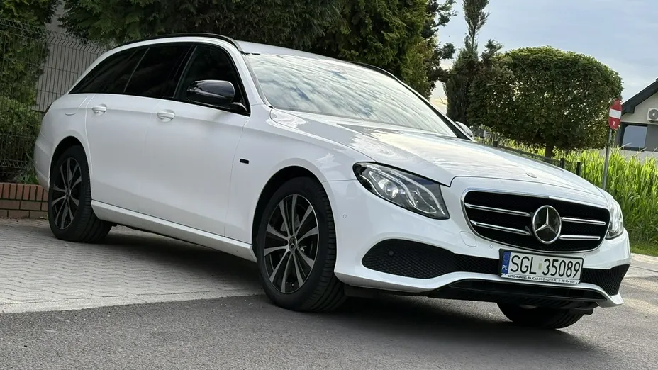 MERCEDES-BENZ E Klasa -