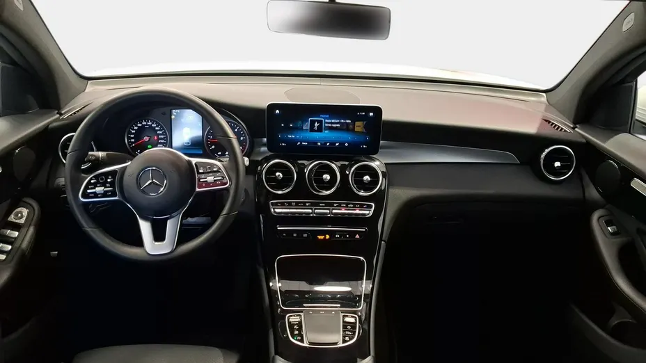 MERCEDES-BENZ GLC -
