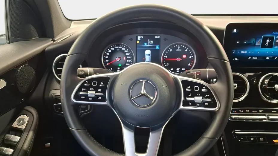 MERCEDES-BENZ GLC -