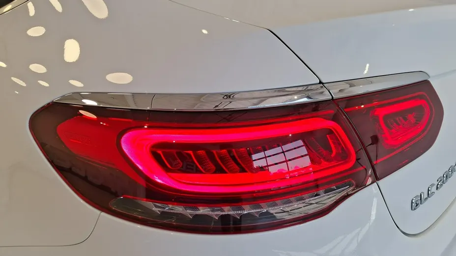 MERCEDES-BENZ GLC -