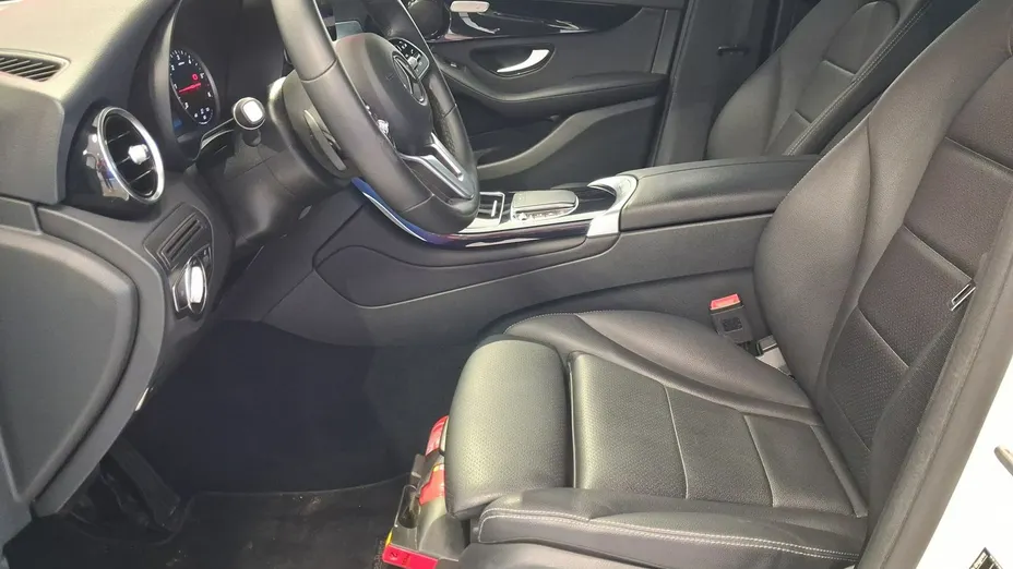 MERCEDES-BENZ GLC -