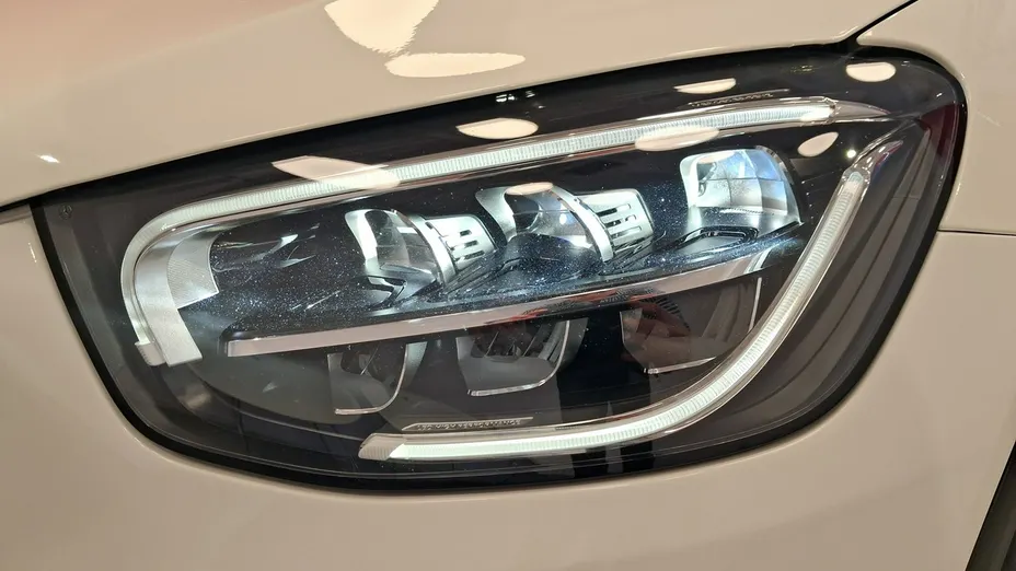 MERCEDES-BENZ GLC -