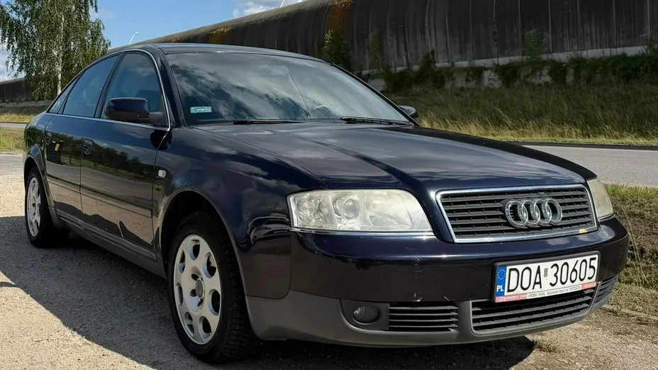 AUDI A6 -