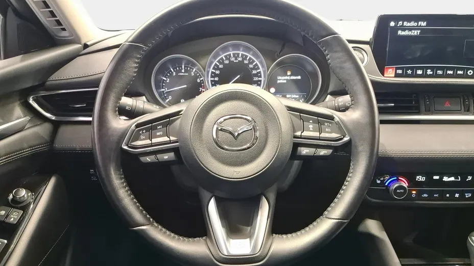 MAZDA 6 -