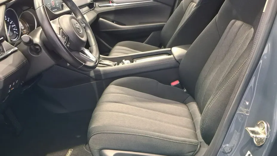 MAZDA 6 -