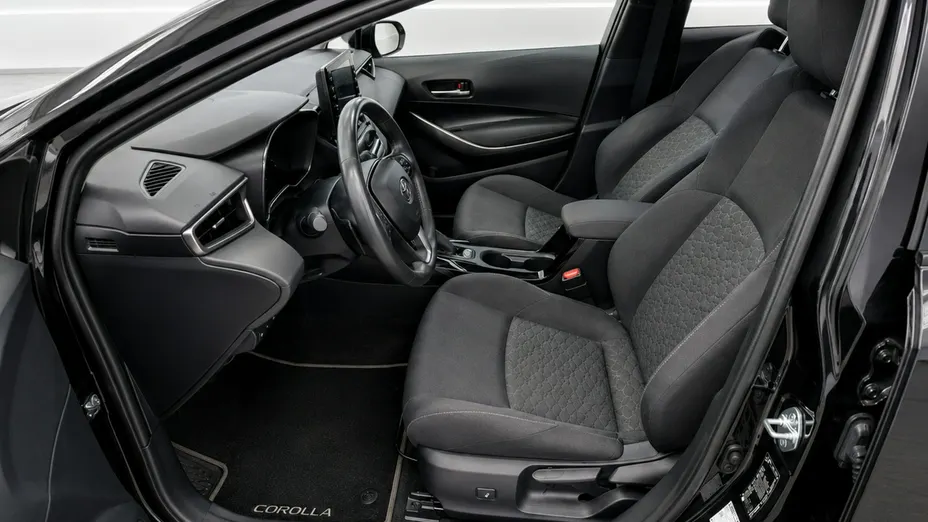 TOYOTA Corolla -