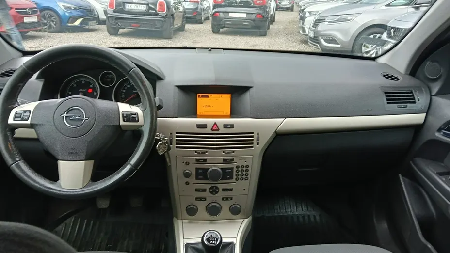 OPEL Astra -