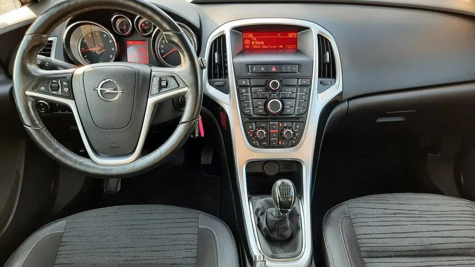 OPEL Astra -