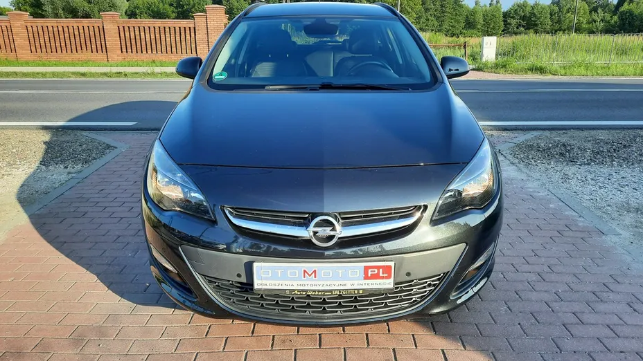 OPEL Astra -