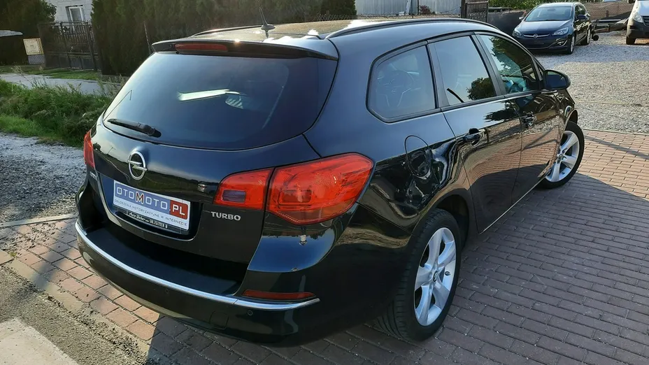 OPEL Astra -