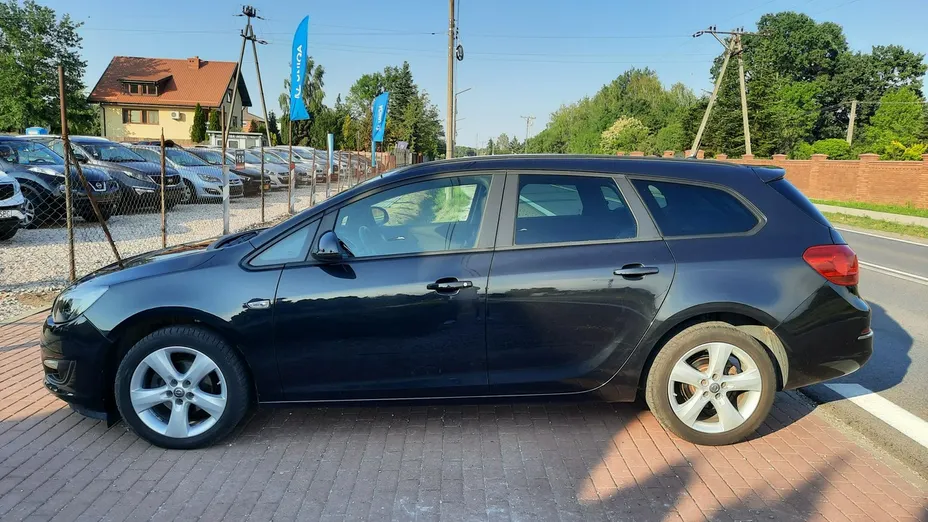 OPEL Astra -