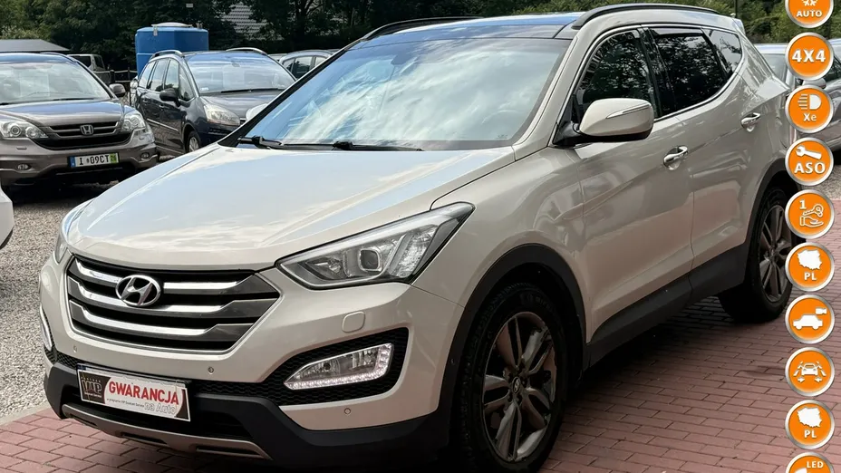 HYUNDAI Santa Fe -
