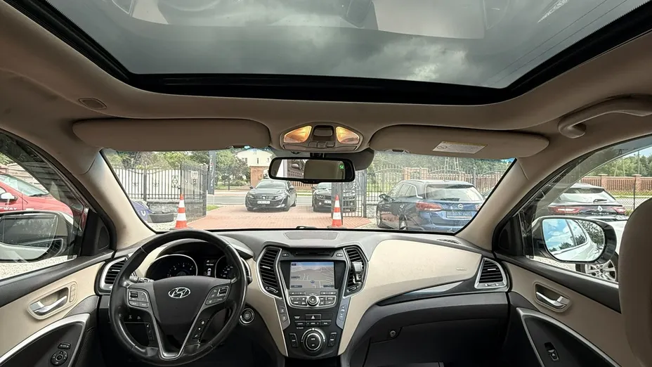 HYUNDAI Santa Fe -