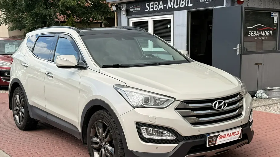 HYUNDAI Santa Fe -