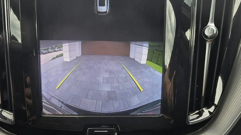 VOLVO XC60 -