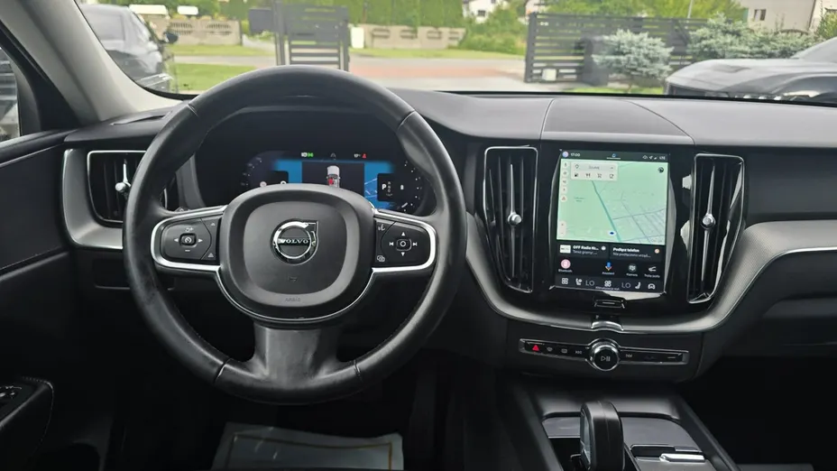VOLVO XC60 -