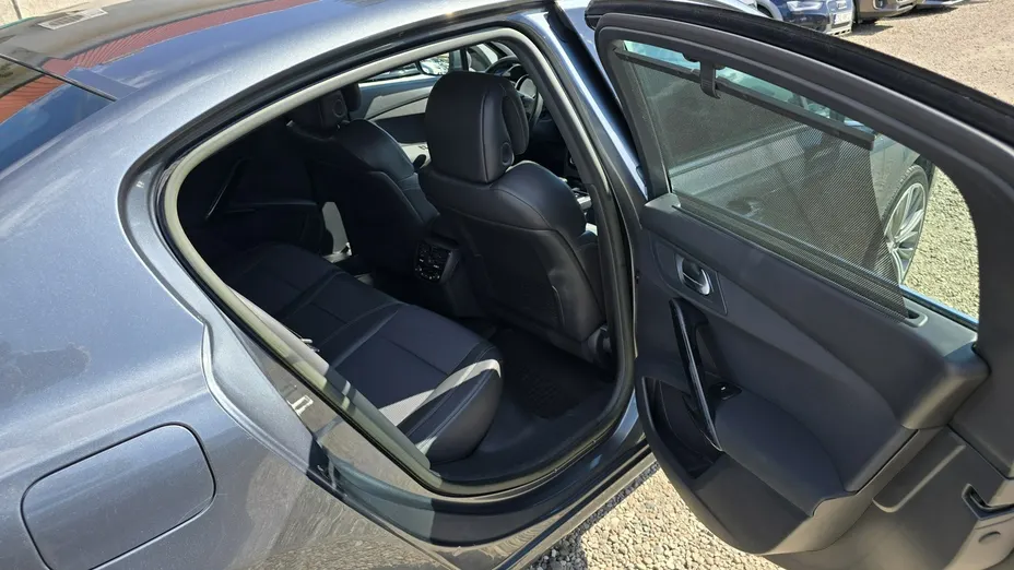 PEUGEOT 508 -