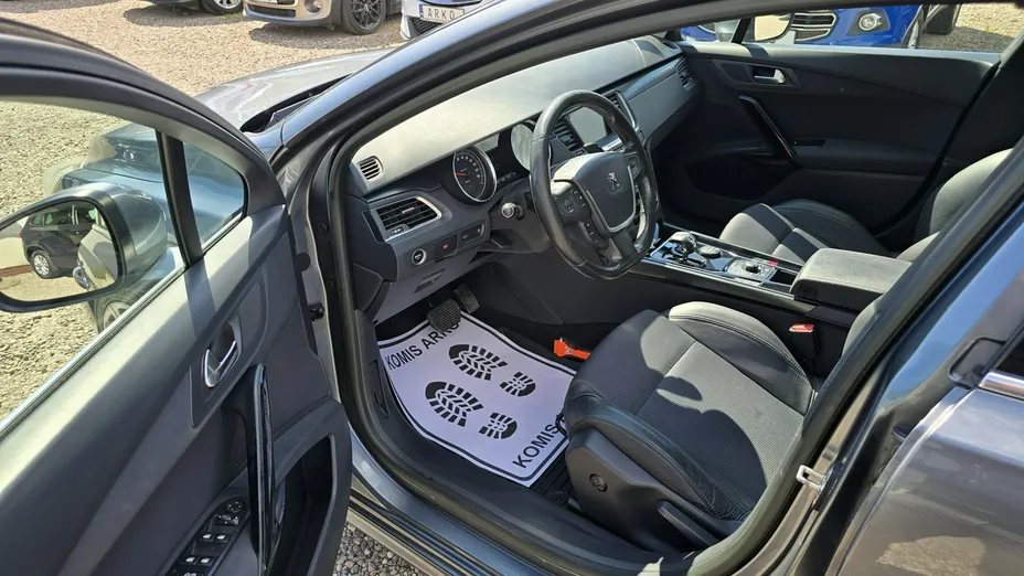 PEUGEOT 508 -