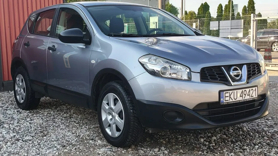 NISSAN Qashqai -