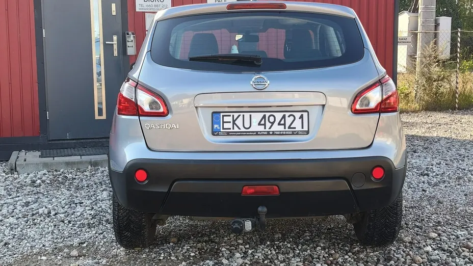 NISSAN Qashqai -