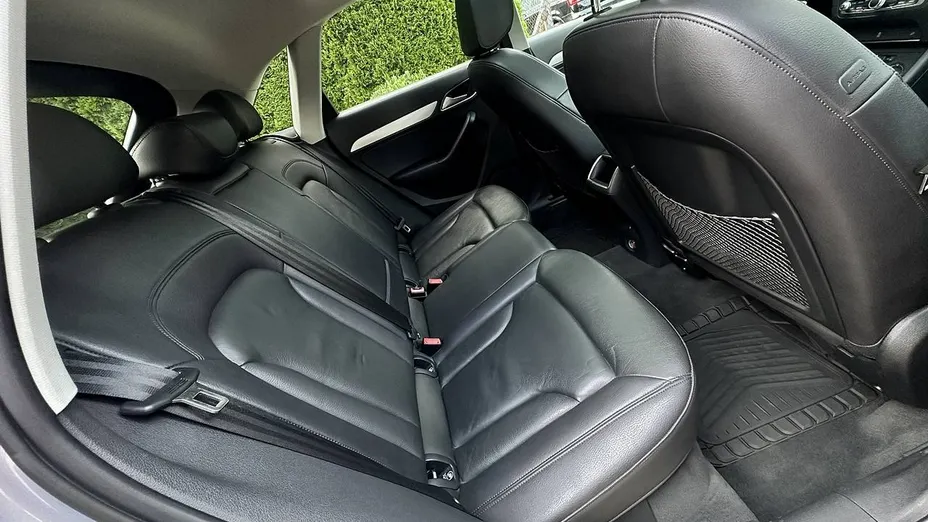 AUDI Q3 -