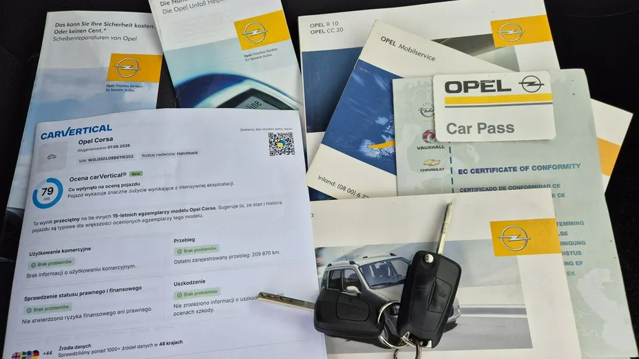OPEL Corsa -