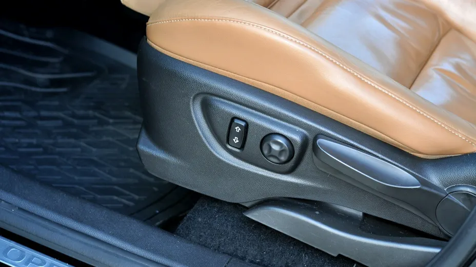 OPEL Mokka -