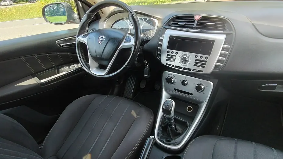 LANCIA Delta -