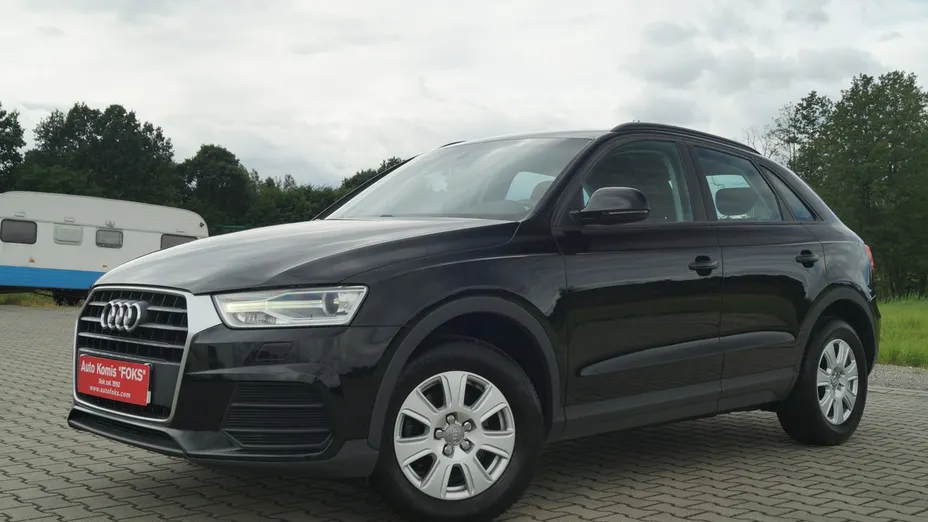 AUDI Q3 -