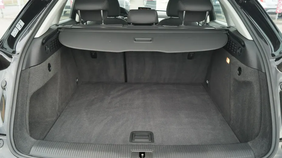 AUDI Q3 -