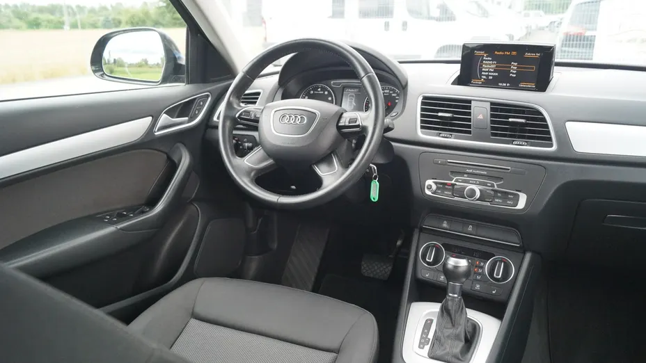 AUDI Q3 -