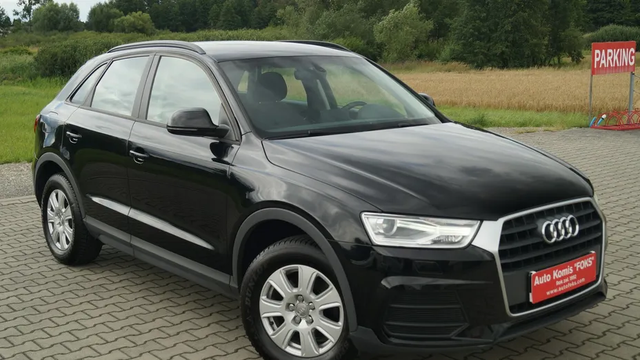 AUDI Q3 -