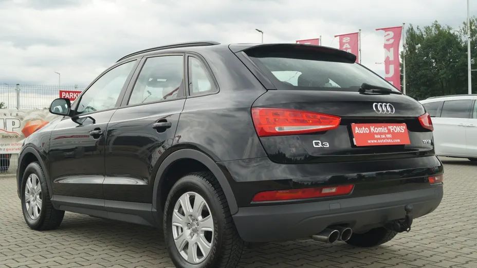 AUDI Q3 -