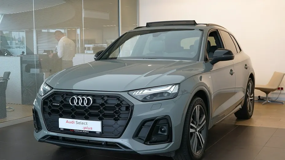 AUDI Q5 -