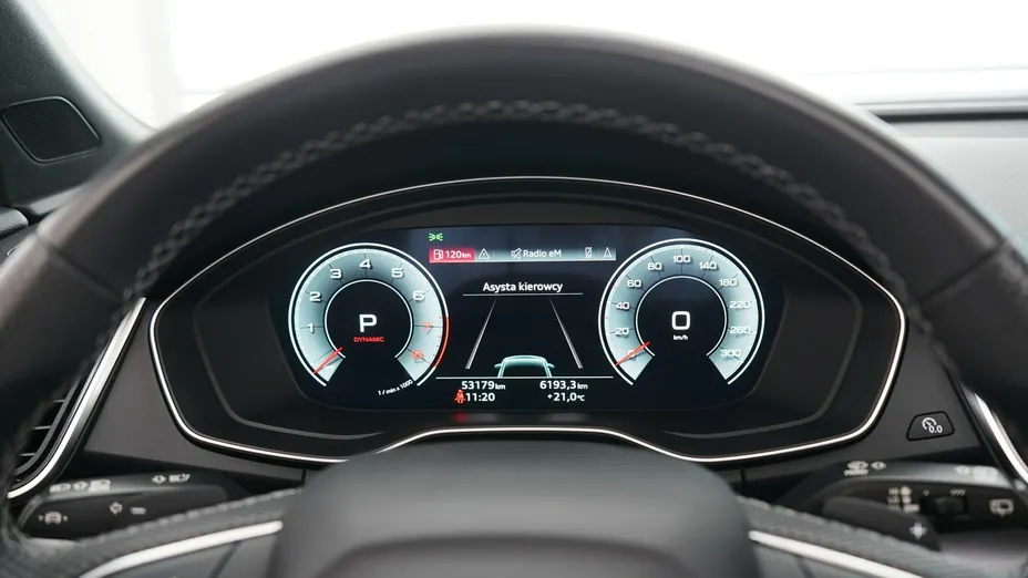 AUDI Q5 -