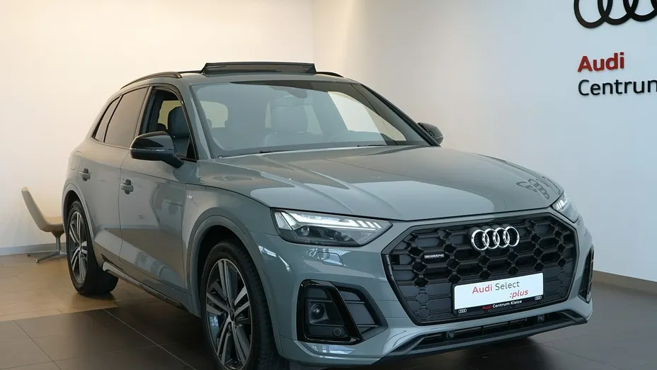 AUDI Q5 -