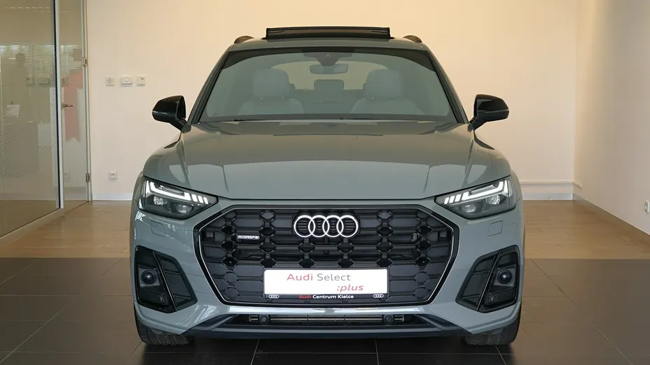 AUDI Q5 -
